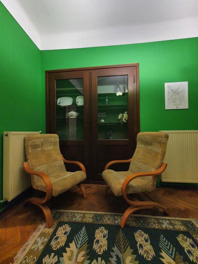 Chic Studio Brasov Apartment Bagian luar foto